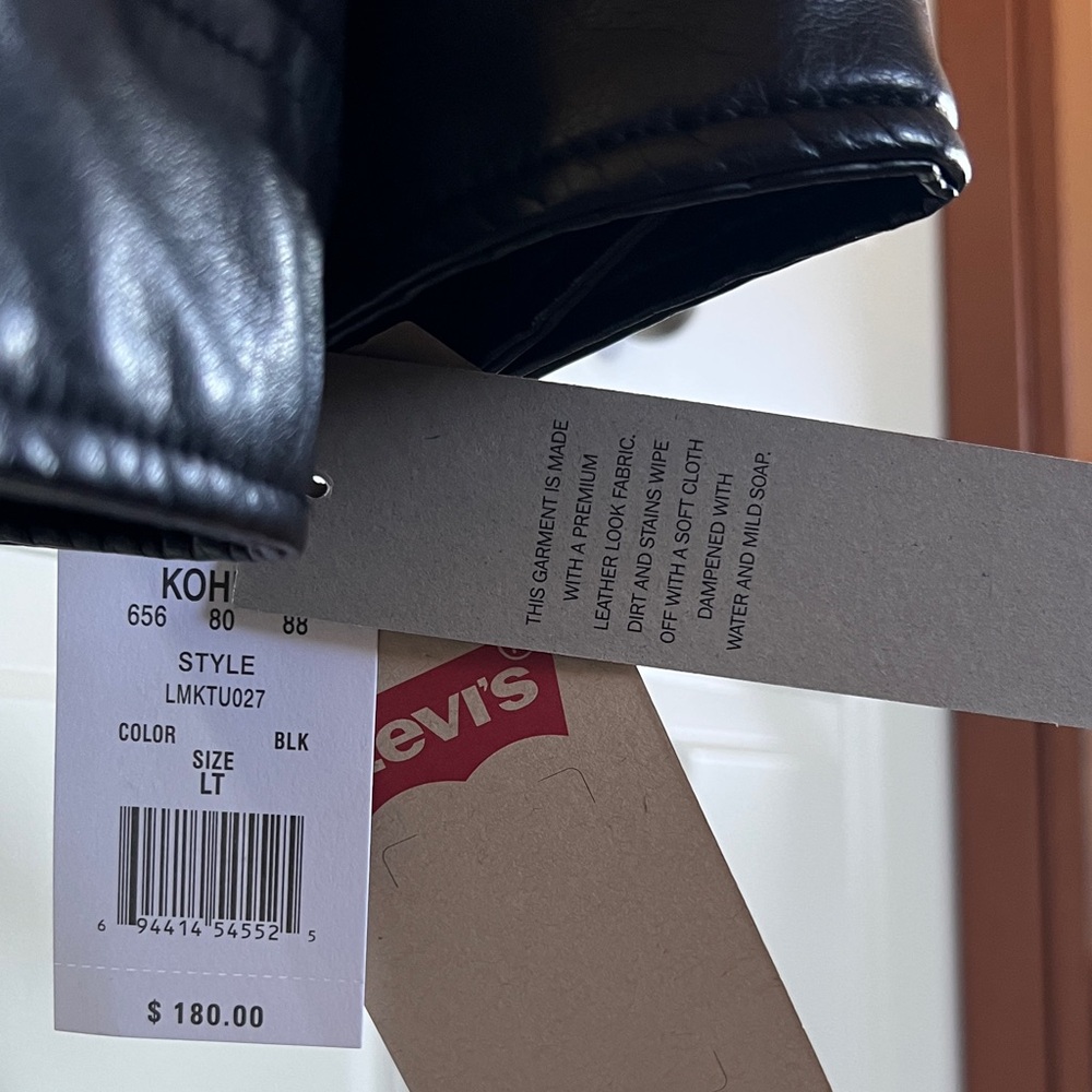 Levi's Black Hooded Jacket - Picture 4 of 5